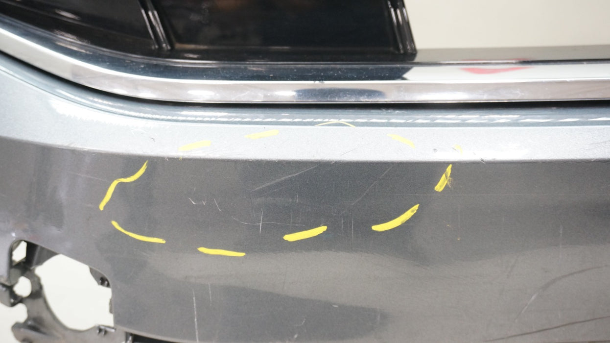 2022-2023 VOLKSAGEN TIGUAN FRONT BUMPER COVER WITH GRILLE OEM 5NN807221B