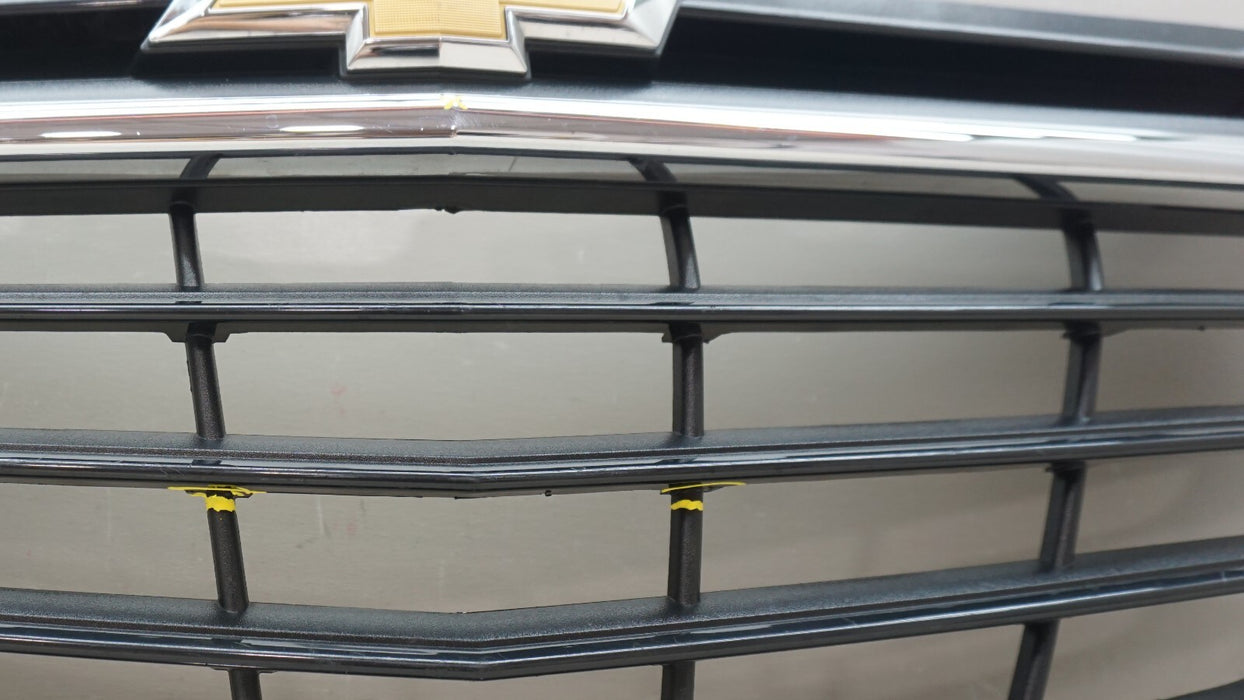 2018-2021 CHEVROLET EQUINOX FRONT BUMPER GRILLE GRILL W/ EMBLEM OEM 84150736