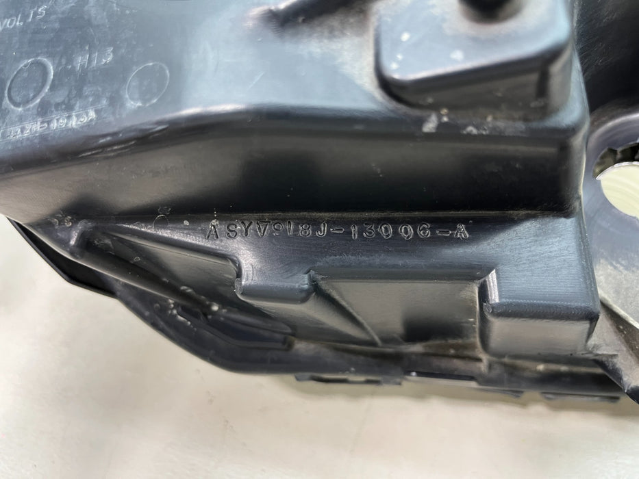 2008-2012 FORD ESCAPE LH DRIVER HALOGEN HEADLIGHT 9L84-13006-A OEM