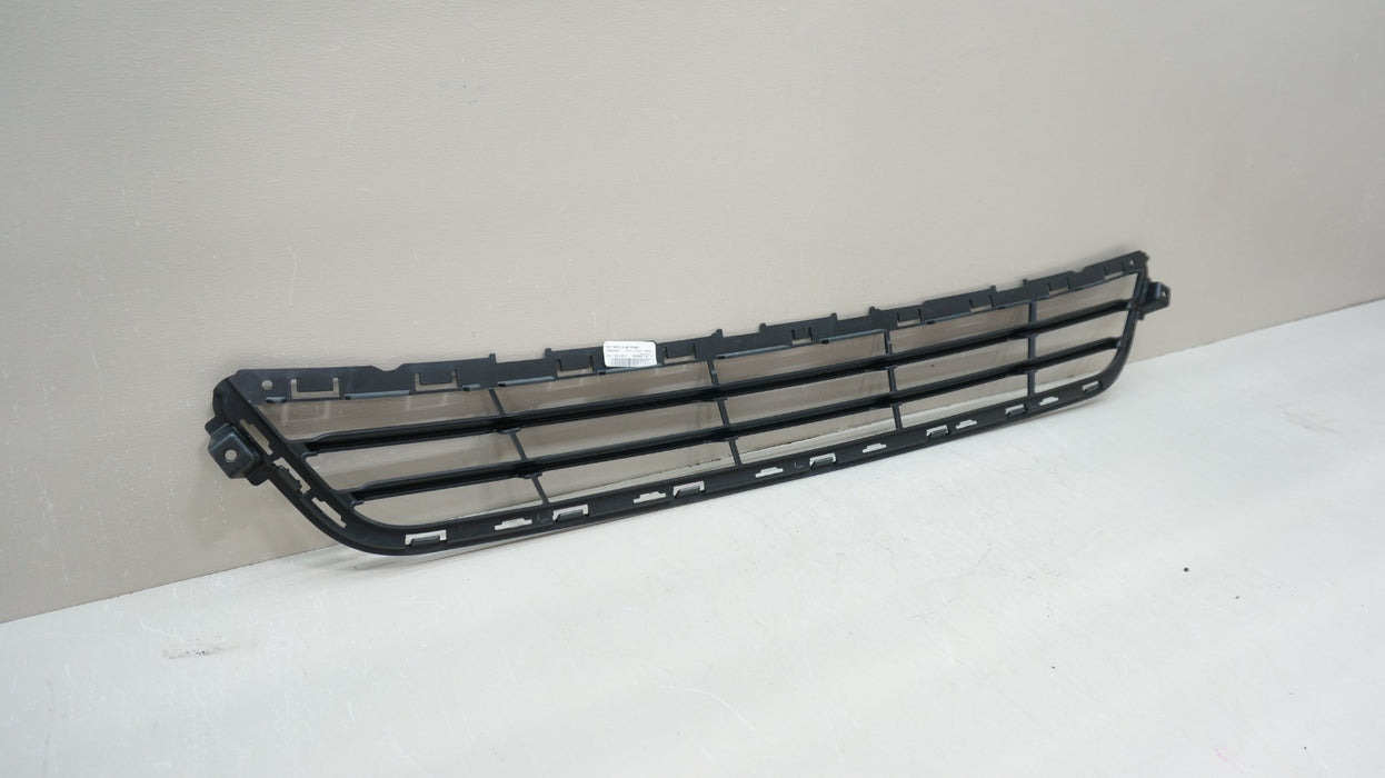 2013-2016 FORD FUSION FRONT LOWER BUMPER GRILLE OEM DS73-17B968