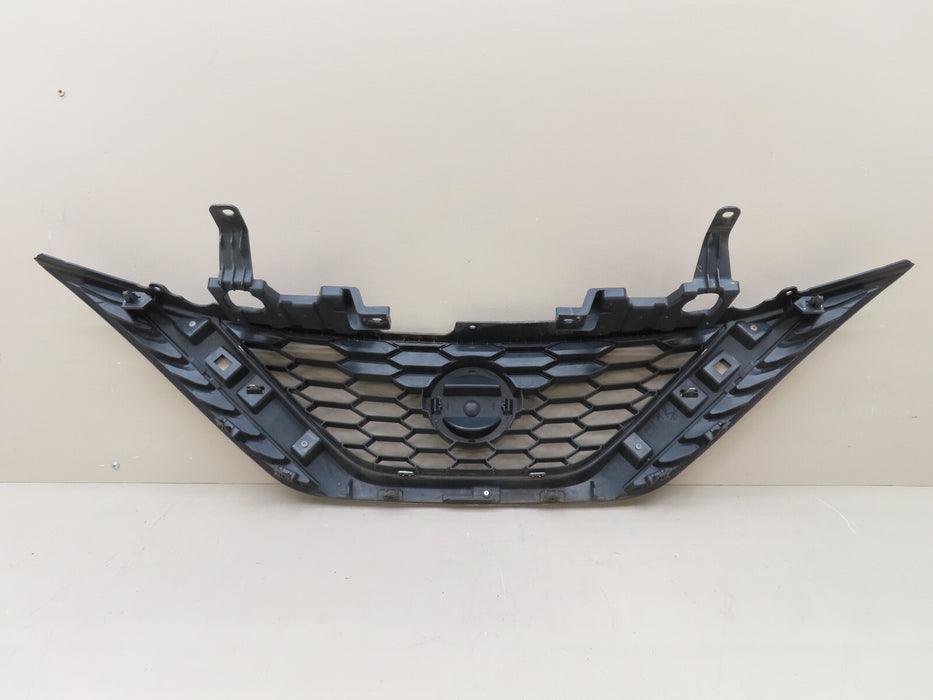 2016-2018 NISSAN SENTRA FRONT RADIATOR GRILL GRILLE OEM