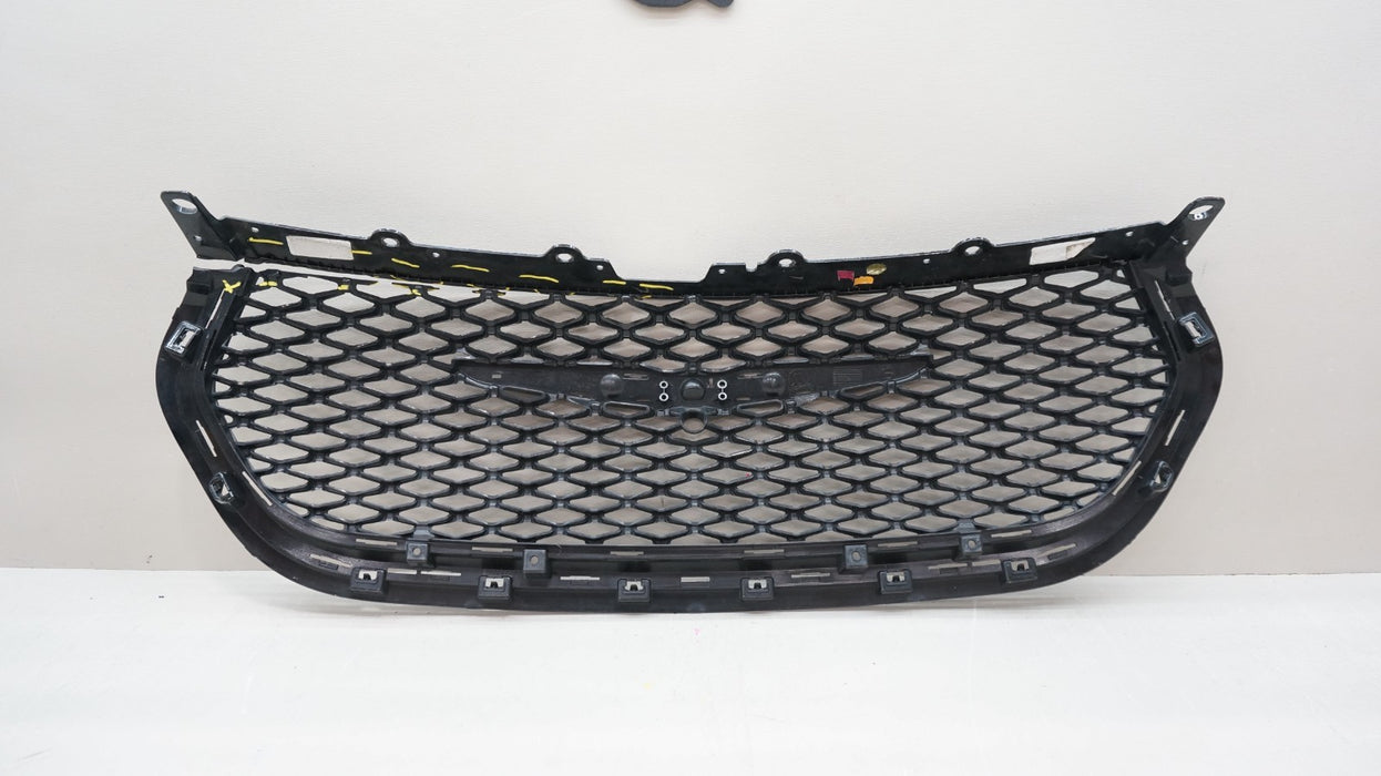 2021-2023 CHRYSLER PACIFICA FRONT BUMPER RADIATOR GRILLE OEM