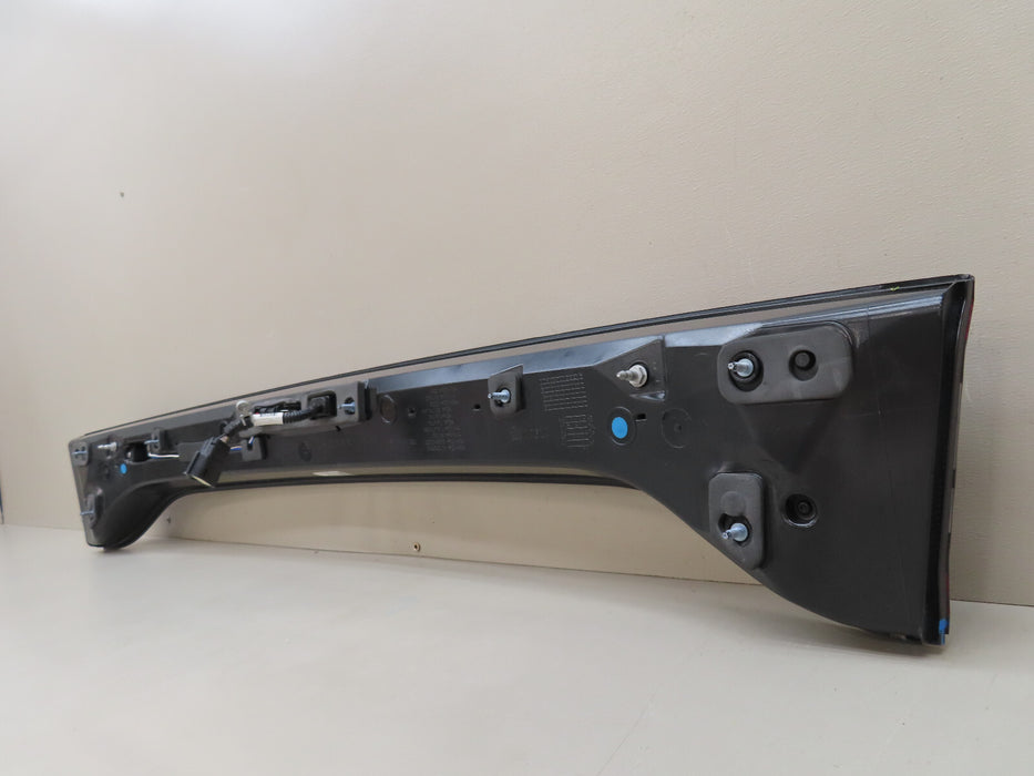 2015-2023 DODGE CHARGER REAR CENTER LAMP TAIL LIGHT OEM 68474280AA