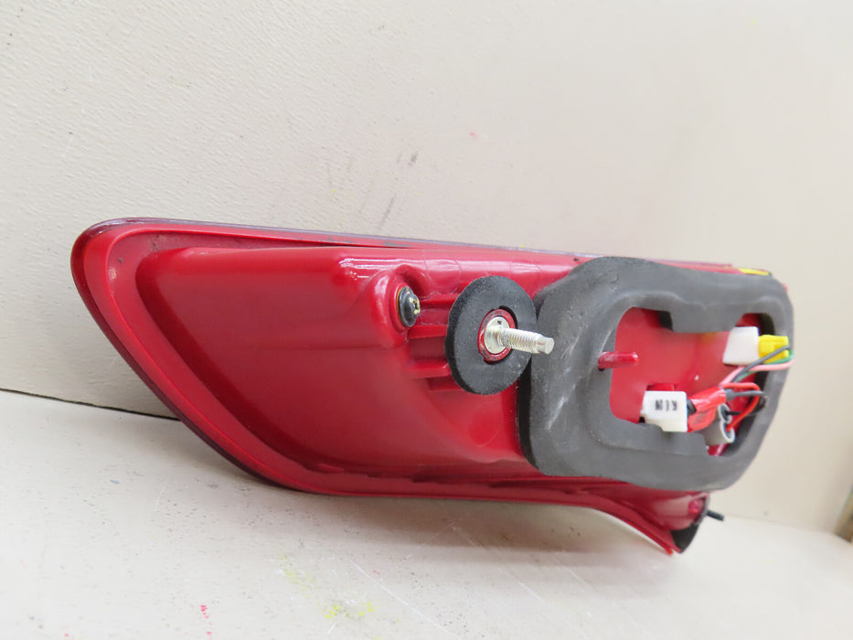 2016 2017 2018 HYUNDAI TUCSON REAR LEFT DRIVER TAIL LIGHT INNER OEM 92403-D3