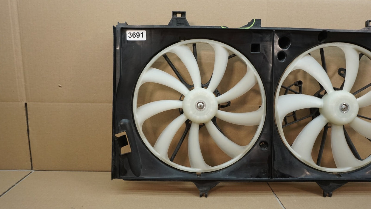2012-2017 TOYOTA CAMRY SEDAN ENGINE RADIATOR COOLING FAN MOTOR SHROUD BLADE OEM