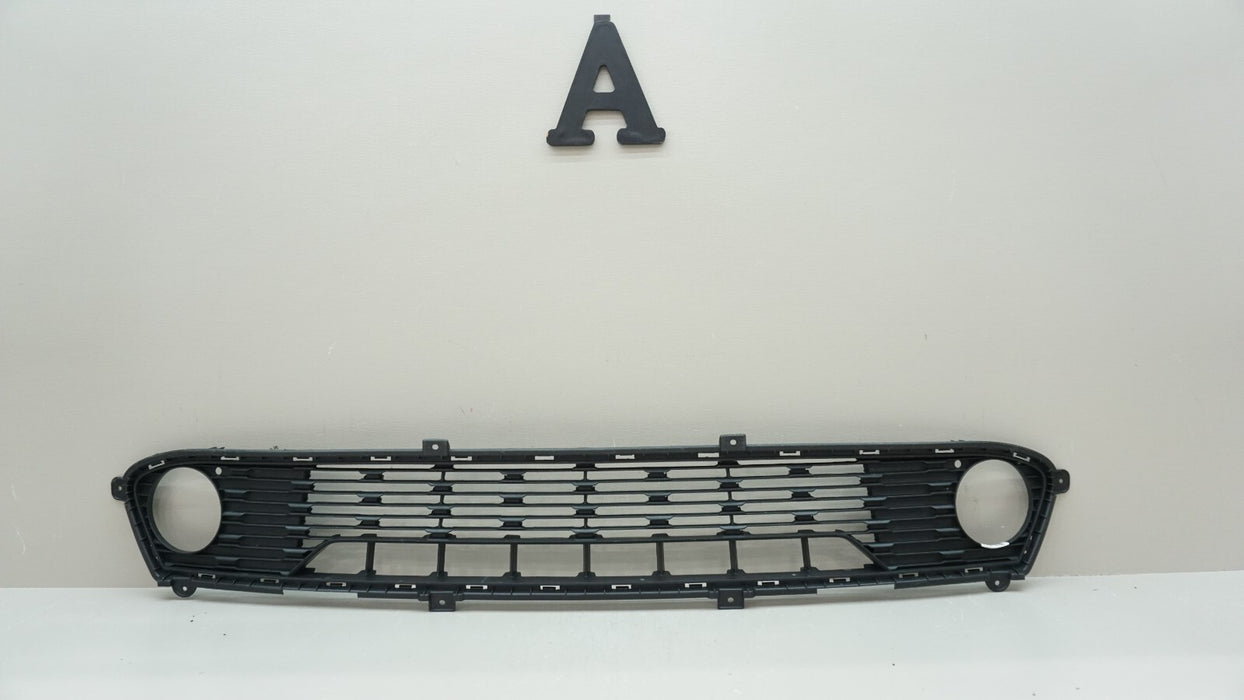 2019-2020 KIA FORTE FRONT BUMPER LOWER GRILL GRILLE OEM 86531-M7000