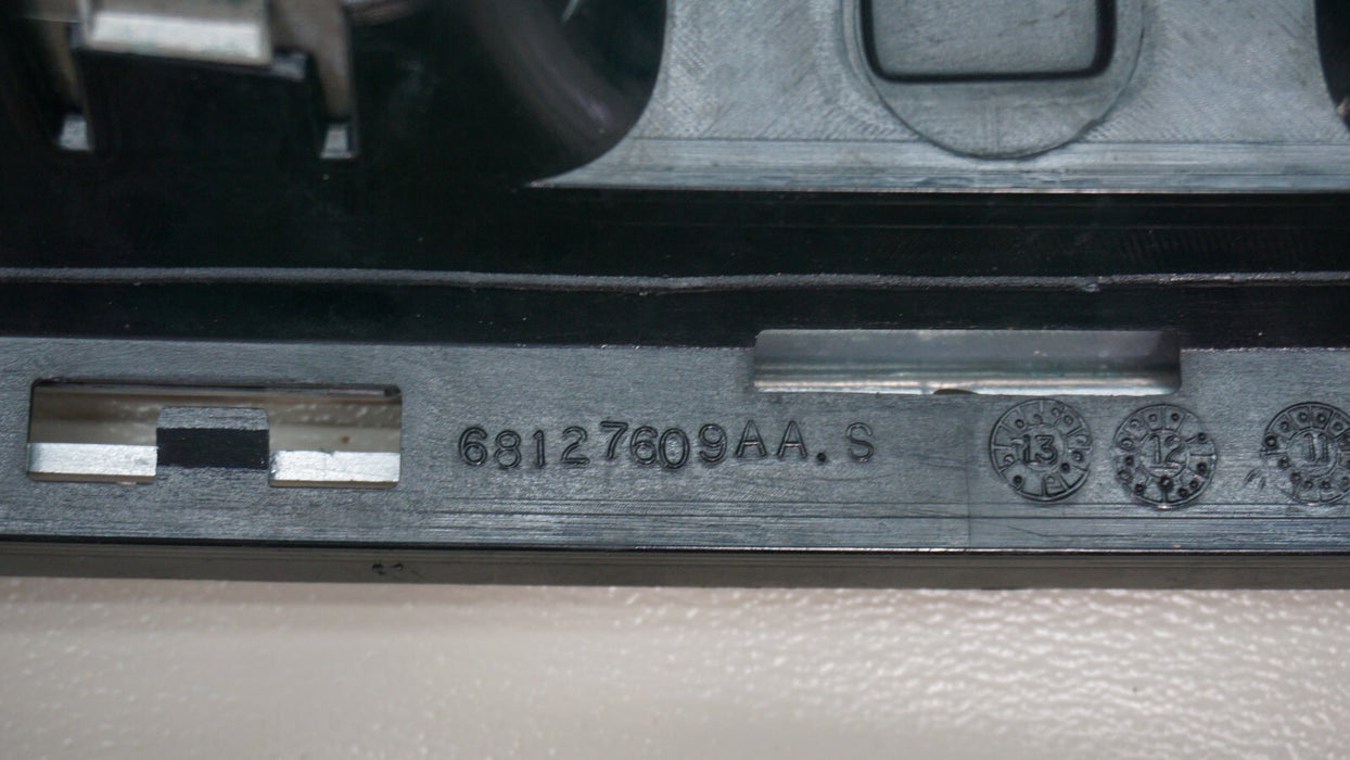 2011-2020 DODGE JOURNEY FRONT MAIN UPPER GRILLE 68127609AA OEM