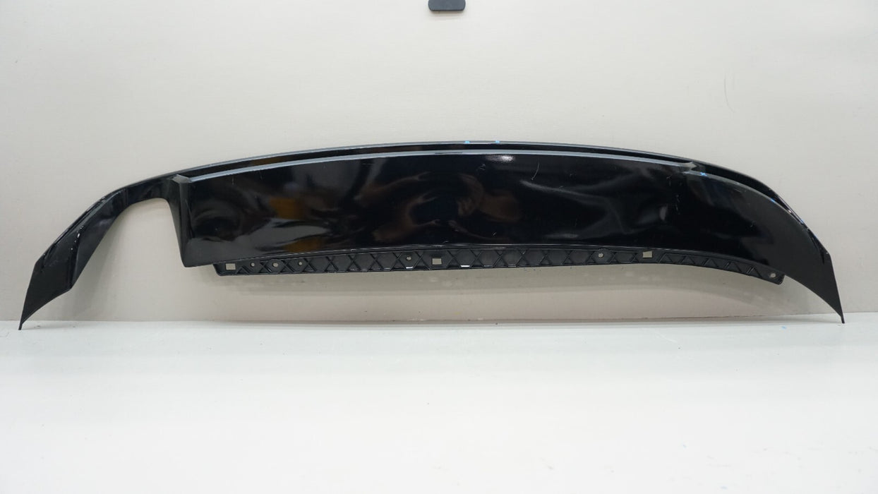 2016-2019 VOLKSWAGEN PASSAT REAR LOWER BUMPER VALANCE COVER 561807521G OEM