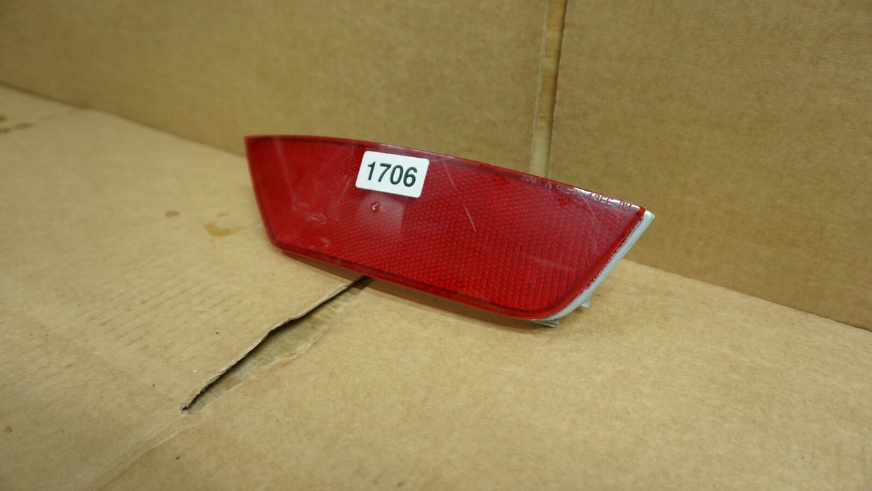 2013-2019 FORD ESCAPE REAR PASSENGER SIDE BUMPER REFLECTOR MARKER LIGHT OEM