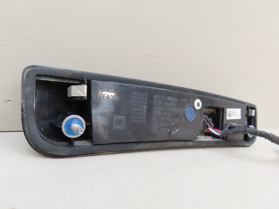 2021 2022 CHEVROLET BLAZER REAR TAILGATE HANDLE AND LICENSE PLATE LIGHT OEM