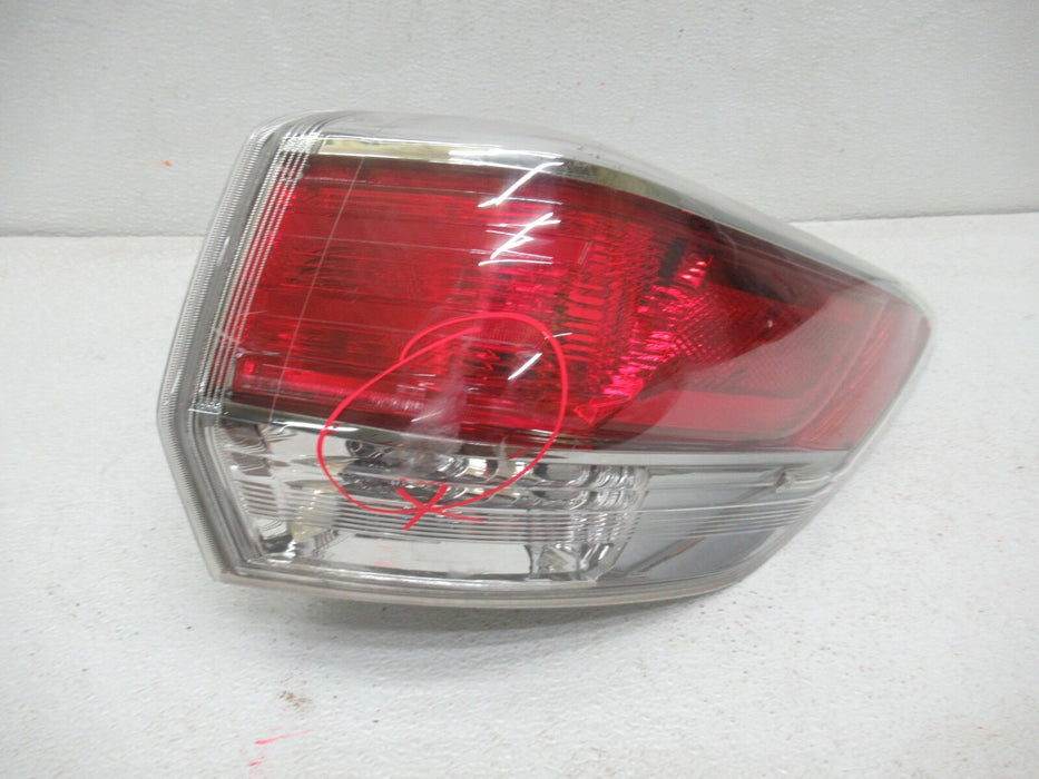 2014-2016 TOYOTA HIGHLANDER REAR PASSENGER SIDE TAIL LIGHT BRAKE STOP LAMP OEM