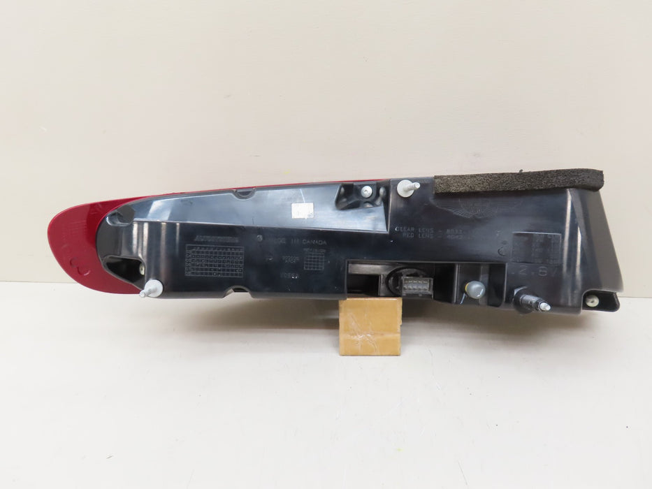 ASTON MARTIN D89,V8 VANTAGE REAR RIGHT PASSENGER SIDE TAIL LIGHT OEM