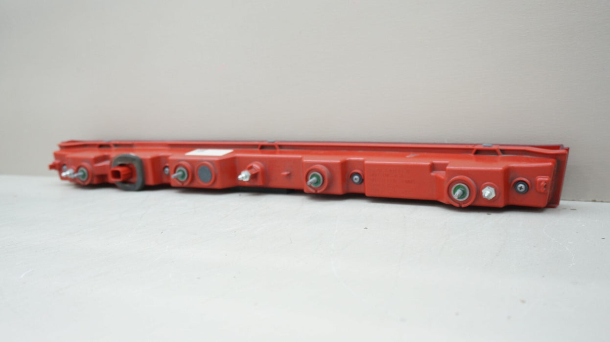 2015-2019 LINCOLN MKC REAR CENTER THIRD BRAKE TAIL LIGHT OEM EJ7B-13B433-A