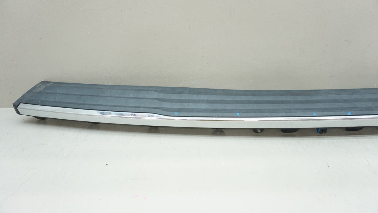 2015-2020 CHEVROLET TAHOE GMC YUKON REAR BUMPER STEP PLATE COVER OEM 29936468