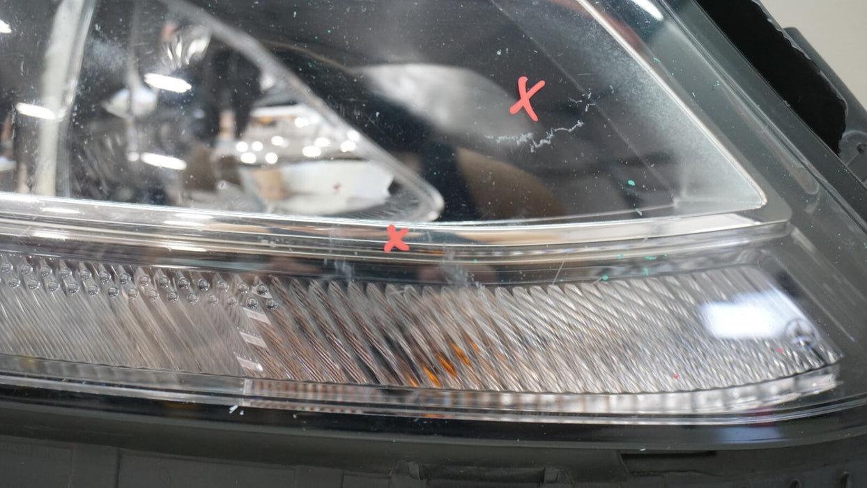 2015-2018 MERECEDES-BENZ C-CLASS FRONT RIGHT PASSENGER SIDE HEADLIGHT HALOGEN OE