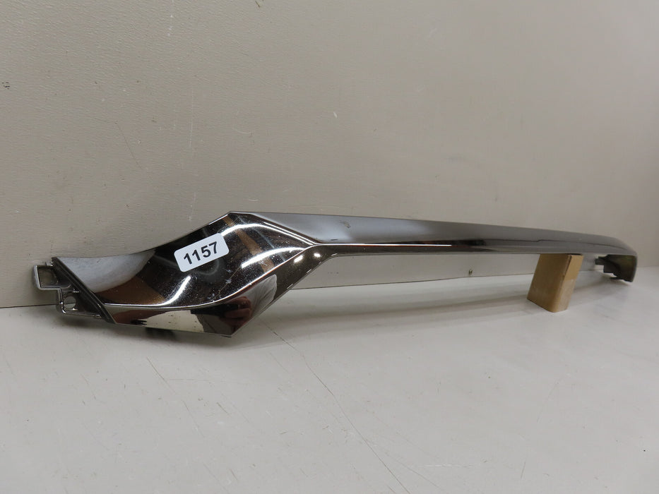 2019 2020 HYUNDAI SANTA FE FRONT CENTER MOLDING OEM