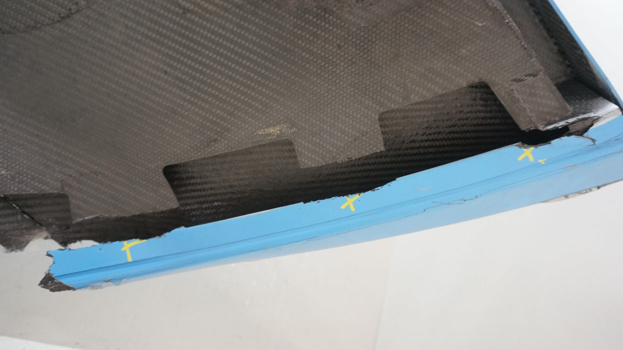 *DAMAGED LAMBORGHINI HURACAN STO REAR RIGHT QUARTER PANEL CARBON FIBER OEM
