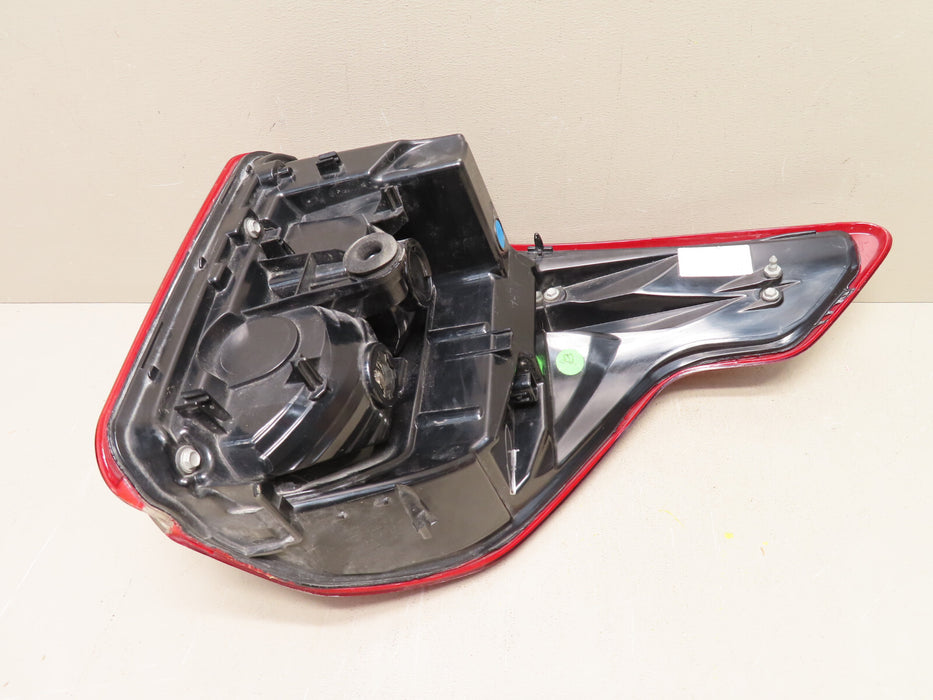 2020-2022 FORD EXPLORER REAR LEFT DRIVER SIDE OUTER TAILLIGHT HALOGEN W/LED OEM
