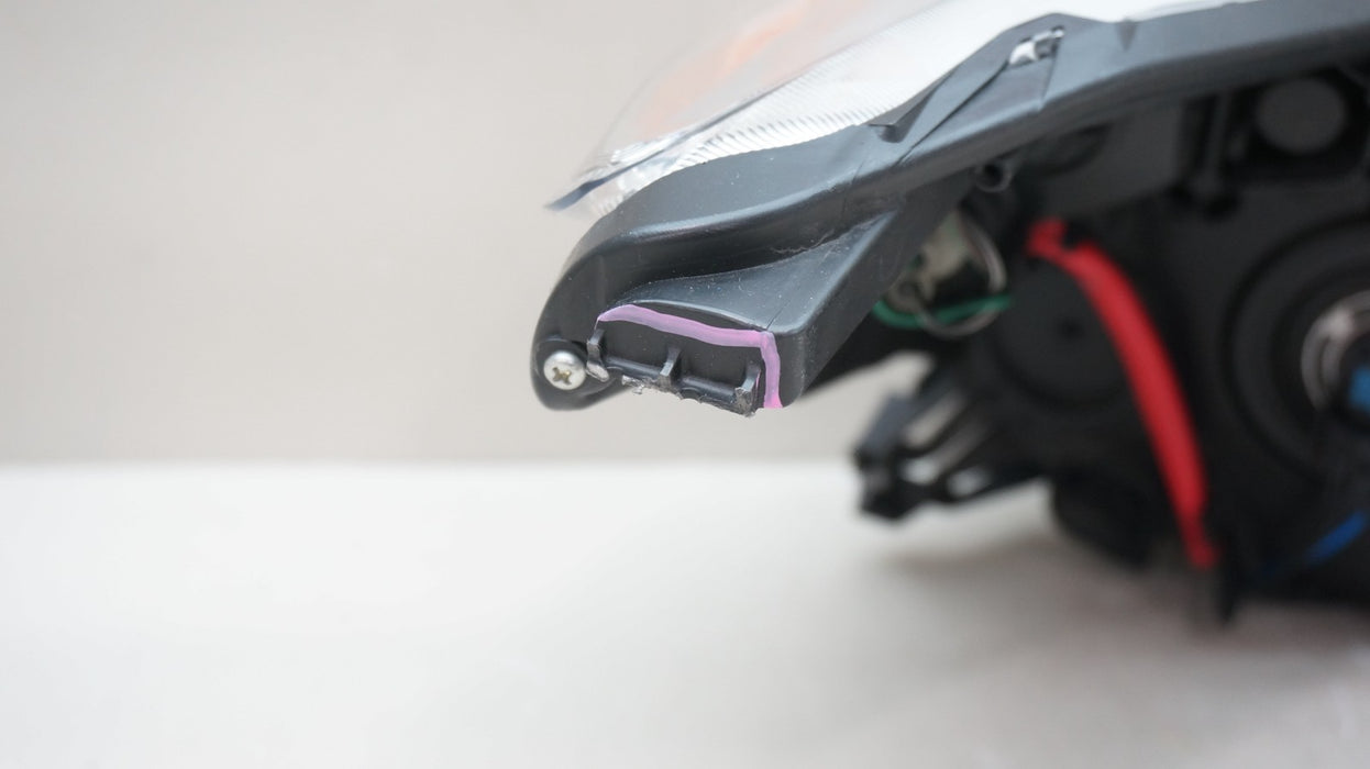 2014-2016 SUBARU FORESTER FRONT LEFT DRIVER SIDE HALOGEN HEADLIGHT OEM