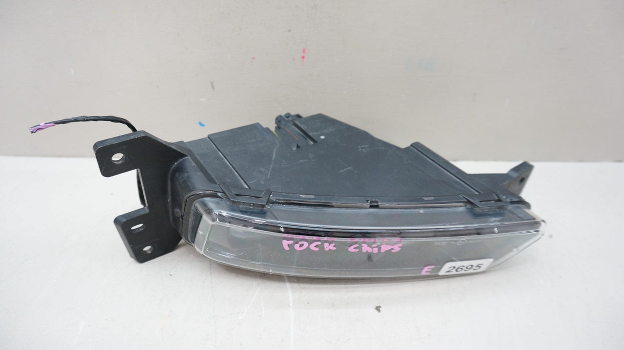 2017-2023 DODGE DURANGO FRONT RIGHT PASSENGER SIDE FOG LIGHT OEM