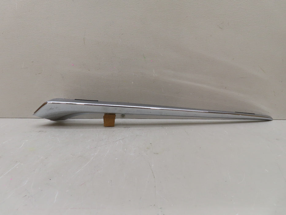 2023-2024 HONDA CR-V FRONT RIGHT HEADLIGHT  MOLDING TRIM OEM 33102-3A1-A010