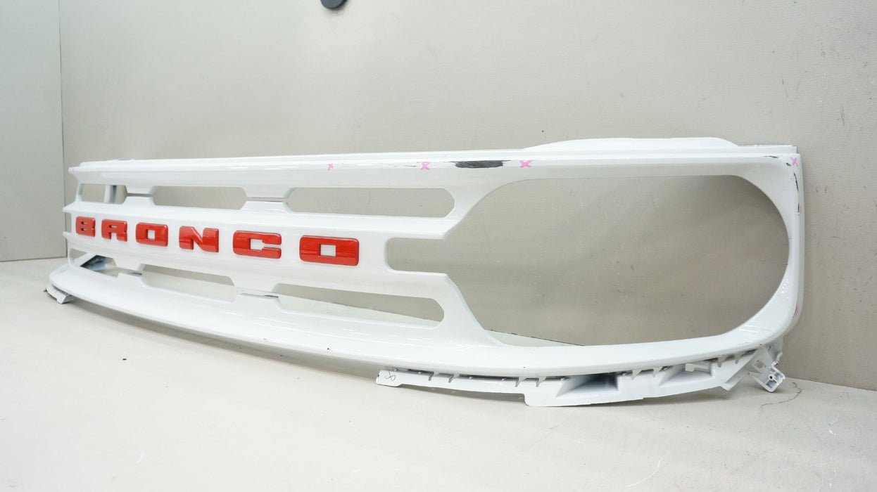 2021-2024 FORD BRONCO SPORT FRONT BUMPER GRILLE OEM M1PB-8200-C