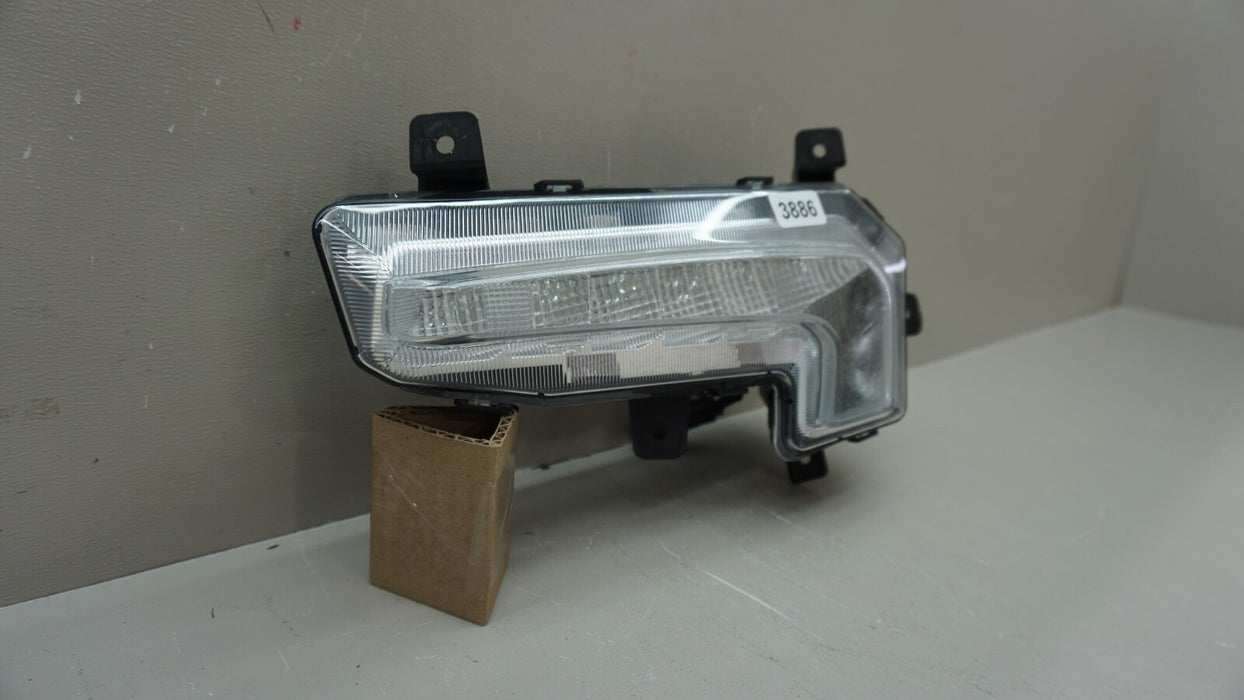 2016-2018 CHEVROLET MALIBU FRONT LH LEFT DRIVER SIDE FOG LIGHT LAMP OEM