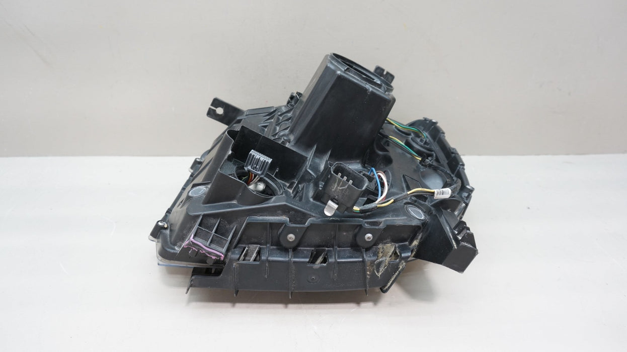 2014-2019 GMC SIERRA 1500 2500 3500 RIGHT SIDE HALOGEN HEADLIGHT OEM 23268191