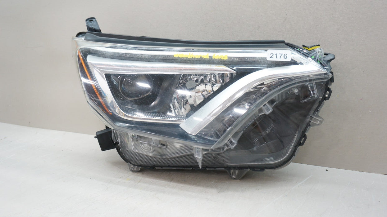 2016-2018 TOYOTA RAV4 FRONT RIGHT PASSENGER SIDE HALOGEN HEADLIGHT OEM