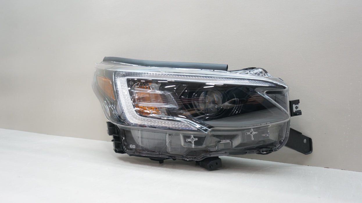 2020-2022 SUBARU LEGACY / OUTBACK FRONT RIGHT PASSENGER SIDE HEADLIGHT OEM