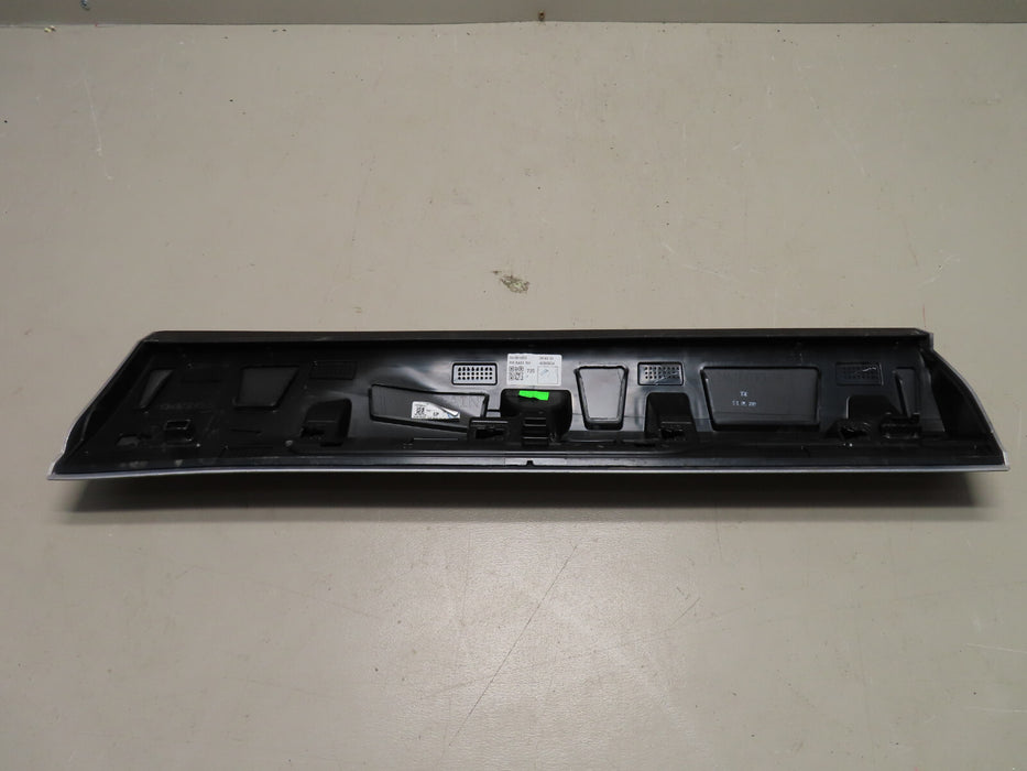 2022 VOLVO XC60 DOOR RIGHT SIDE TRIM MOLDING OEM 31440305 31440297