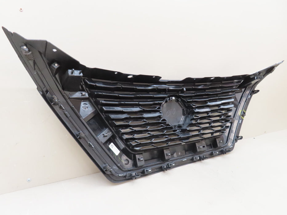 2021-2022 NISSAN ROGUE FRONT BUMPER GRILLE GRILL W/ EMBLEM BADGE OEM 62310-6RR0A