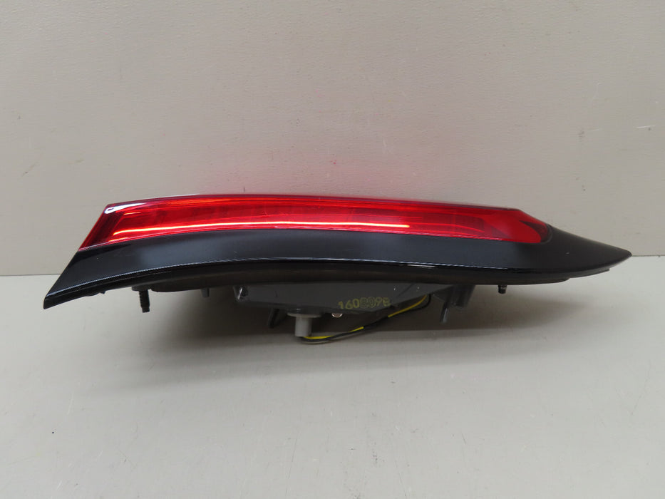 2014-2018 JEEP CHEROKEE REAR RIGHT PASSENGER INNER TAIL LIGHT OEM 68330344AA