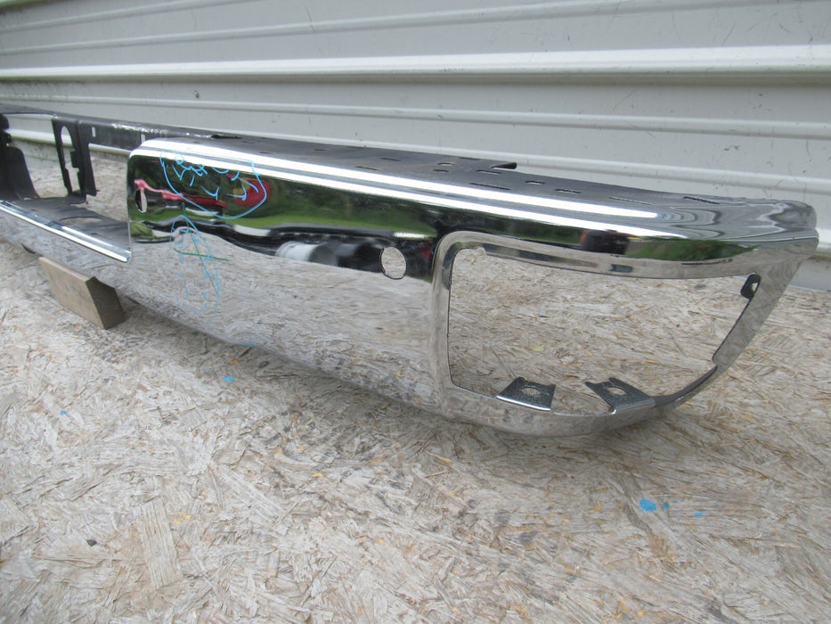 2014-2018 GMC SIERRA 1500 REAR BUMPER COVER CHROME W/ SENSOR HOLES OEM