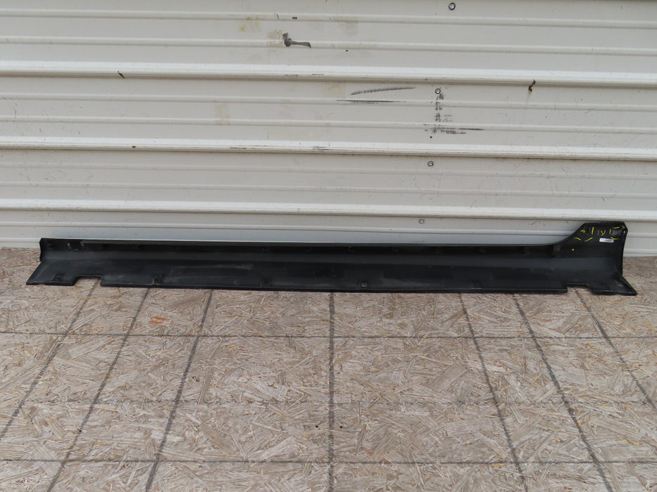 2018 2019 HYUNDAI SONATA RIGHT PASSENGER SIDE ROCKER PANEL COVER OEM 87752C2500