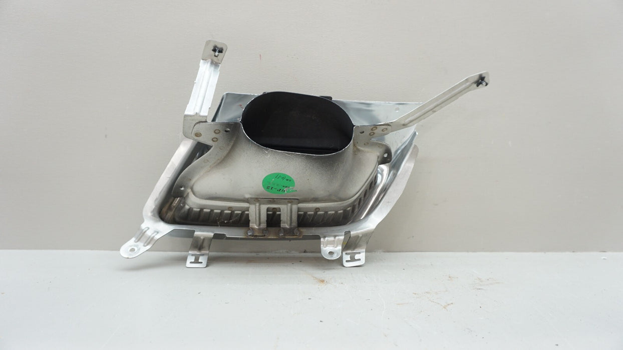 2020-2024 CADILLAC XT6 REAR RIGHT PASSENGER BUMPER EXHAUST BEZEL TIP OEM