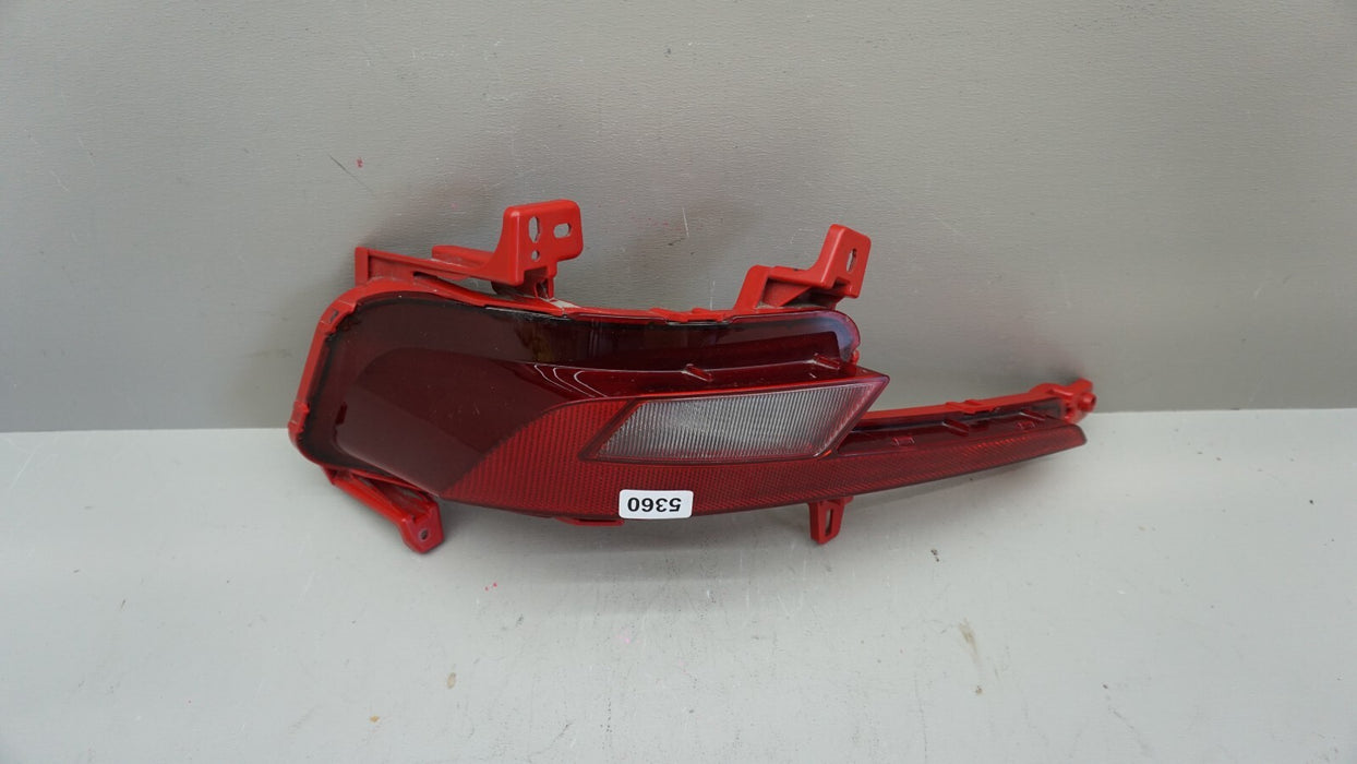 2019-2020 HYUNDAI ELANTRA SPORT REAR LEFT BUMPER REFLECTOR LIGHT OEM 92405-F2500