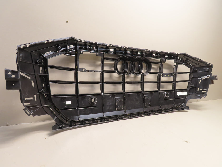 2019 2020 2021 Audi Q8 4M8 Front Bumper Grille Grill OEM 4M8853651