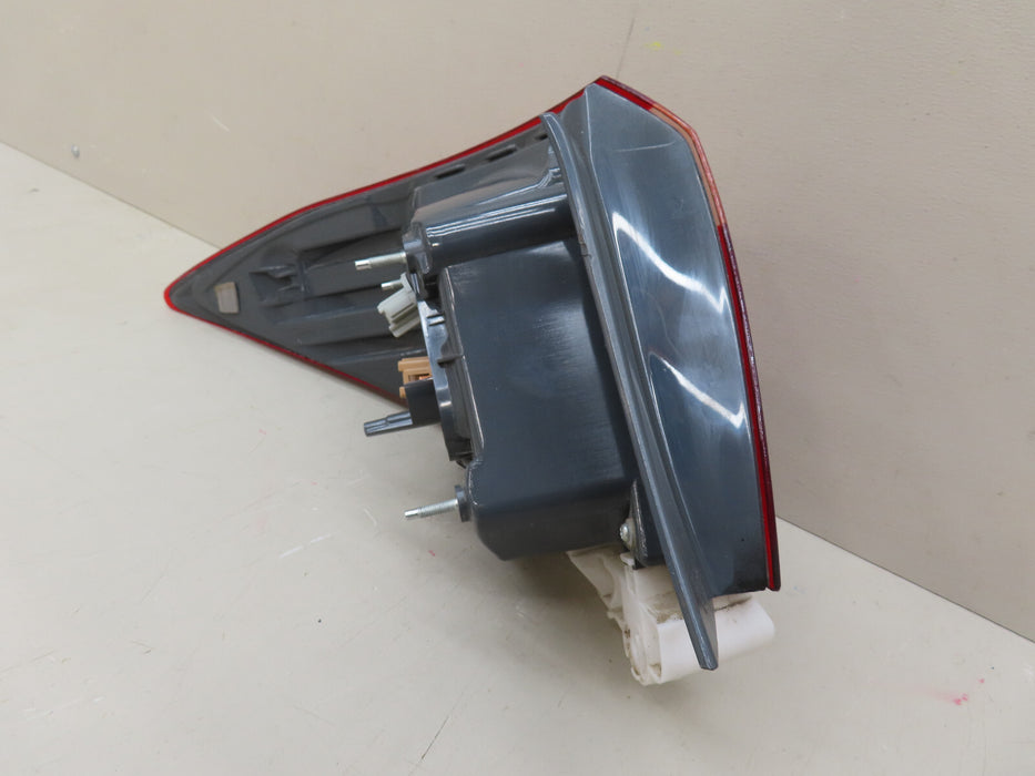 2014-2016 TOYOTA COROLLA REAR RIGHT PASSENGER SIDE TAIL LIGHT OUTER OEM