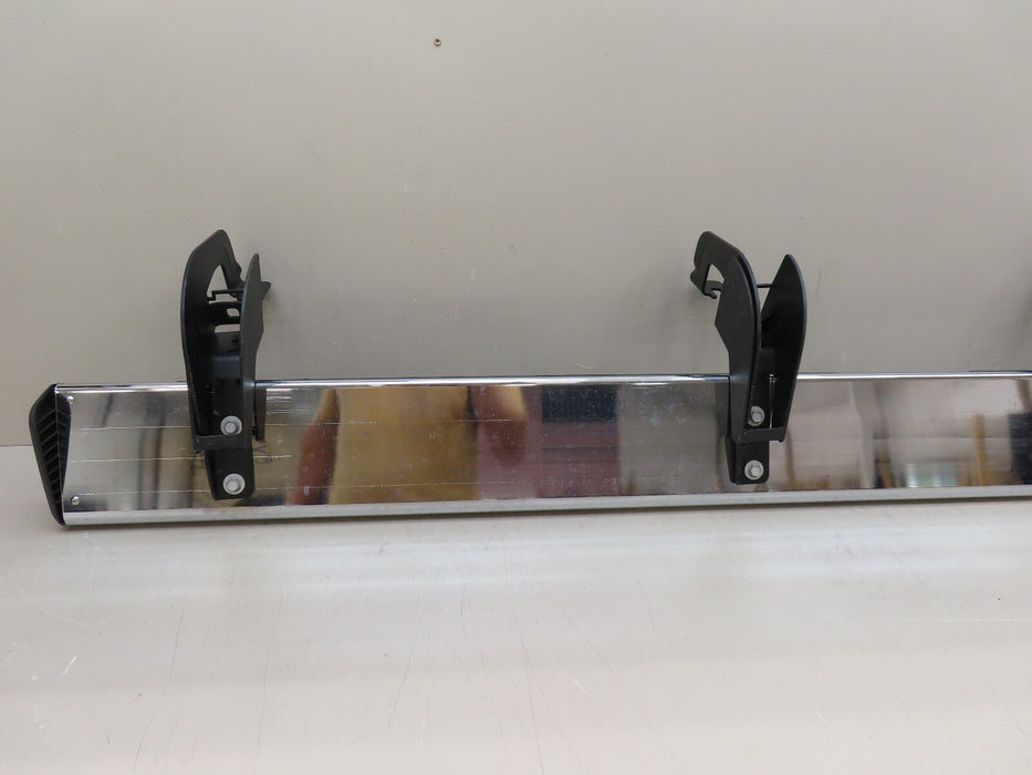 2015-2019 CHEVROLET/GMC SILVERADO-SIERRA 2500 3500 LEFT DRIVER RUNNING BOARD OEM