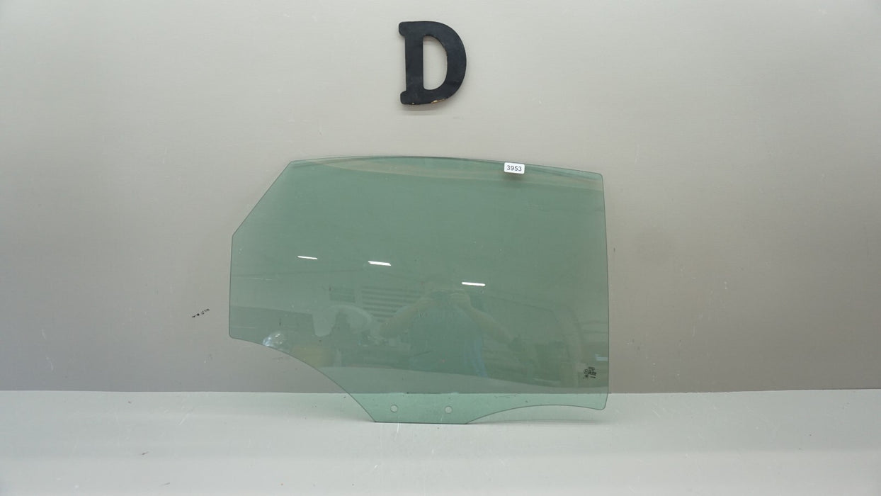 2012-2018 AUDI A6 C7 SEDAN REAR RIGHT SIDE DOOR PANEL WINDOW GLASS OEM 43R00082