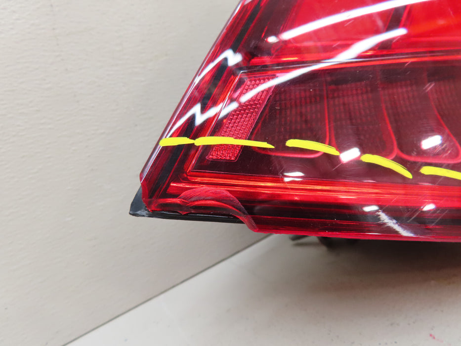 2022 2023 MERCEDES-BENZ C300 REAR RIGHT PASSENGER TAIL LIGHT LED OEM A2069063800