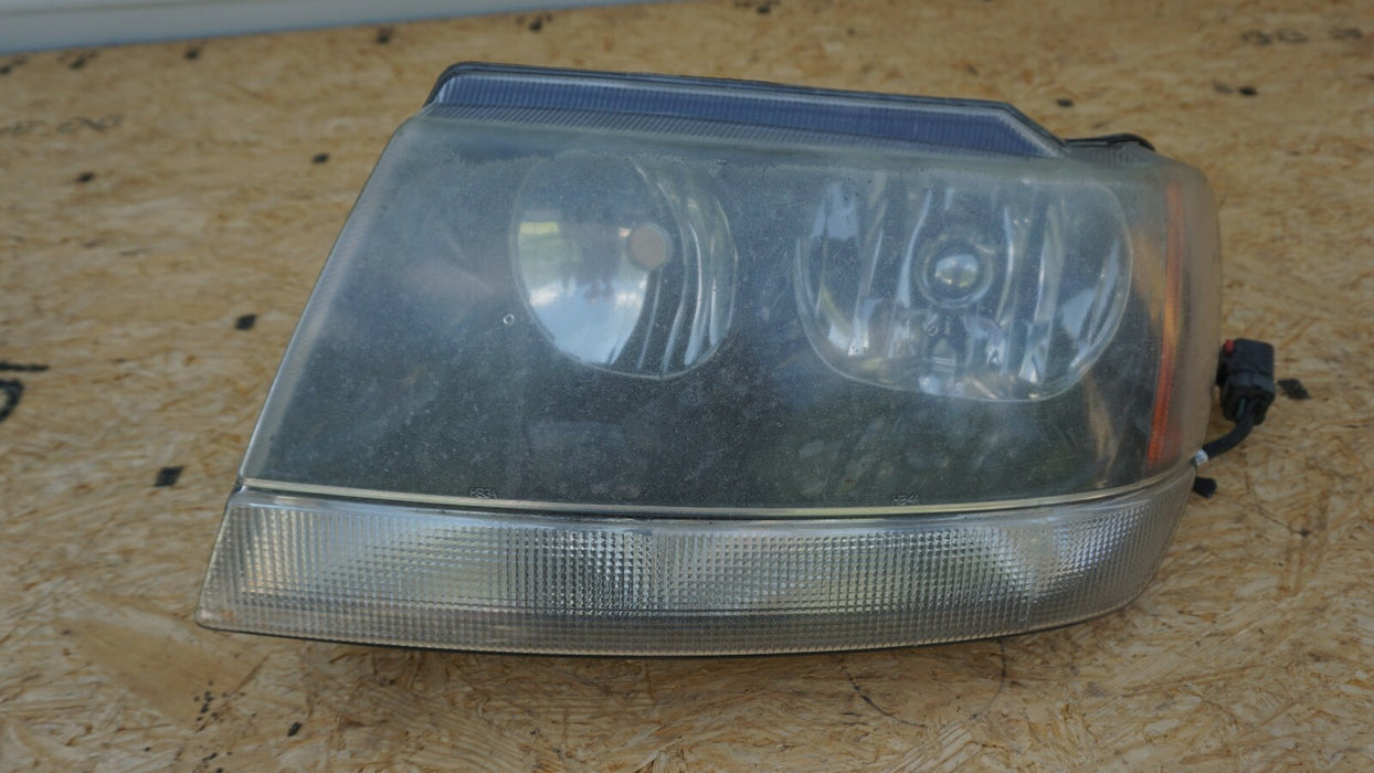 99 00 01 02 03 04 JEEP GRAND CHEROKEE LEFT FRONT HEADLIGHT OEM