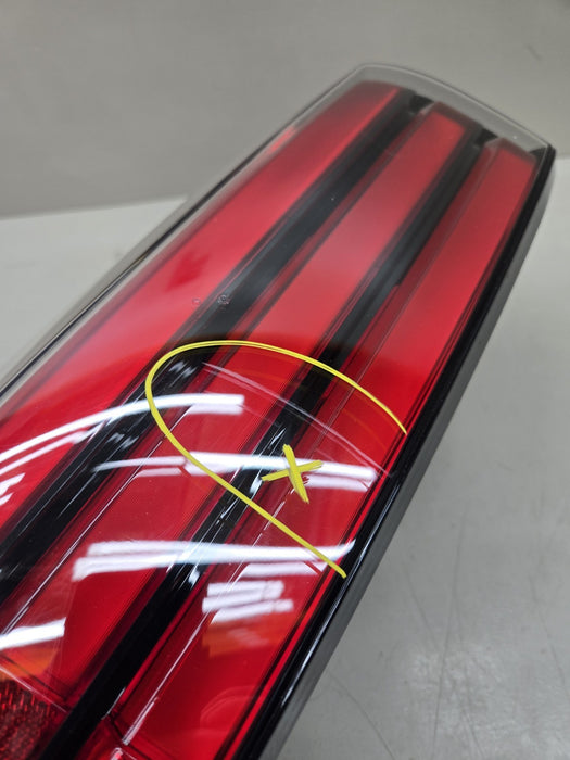 2022 2023 TOYOTA TUNDRA REAR LEFT LH TAIL LIGHT LAMP LED OEM W/GATE BUTTON