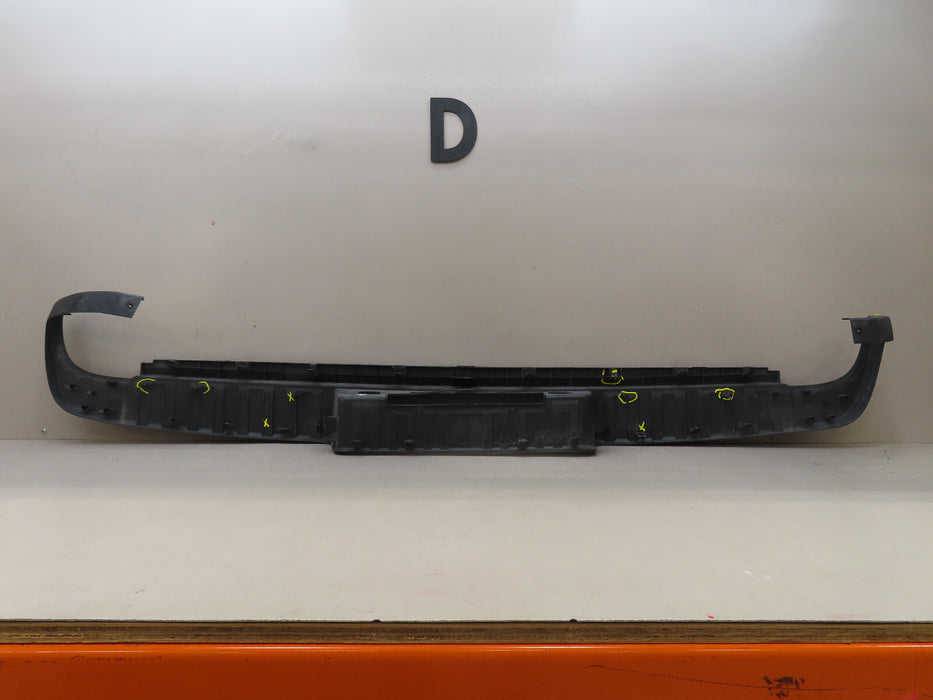2014-2018 CHEVROLET/GMC SILVERADO-SIERRA 1500 REAR UPPER STEP BUMPER COVER OEM
