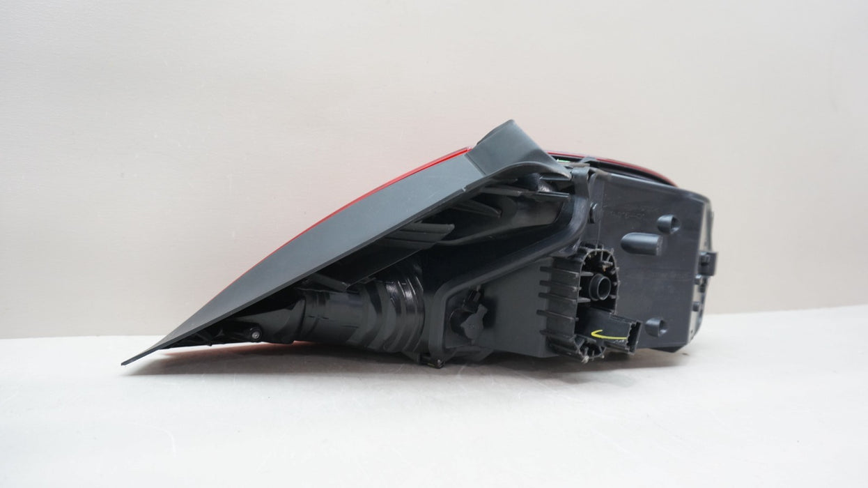 2012-2016 VOLKSWAGEN BEETLE REAR LEFT DRIVERS SIDE TAIL LIGHT OEM