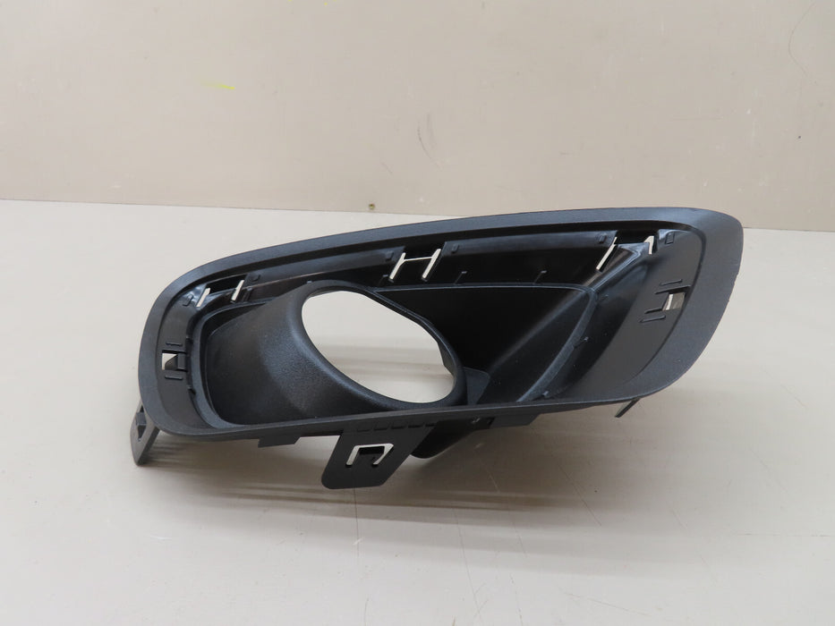 2015-2022 CHEVROLET COLORADO FRONT RIGHT PASSENGER FOG LIGHT COVER OEM 22891701