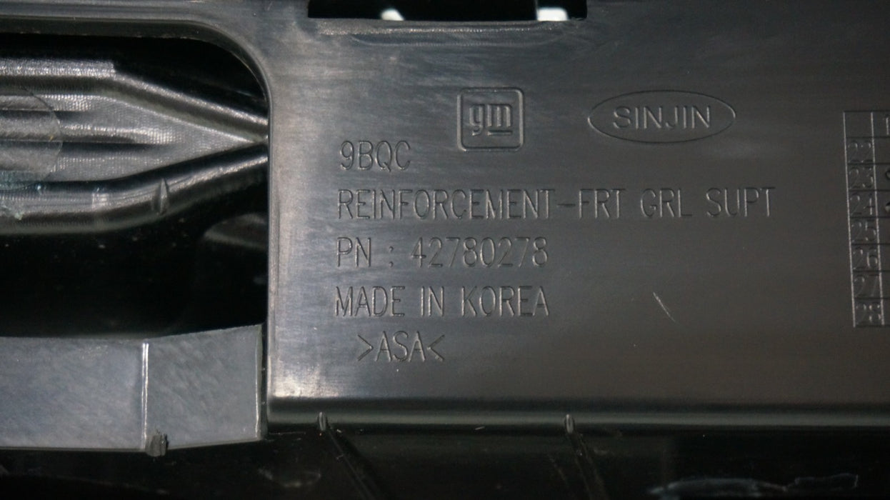 2024-2025 CHEVROLET TRAX RS FRONT BUMPER RADIATOR GRILLE OEM 42780278