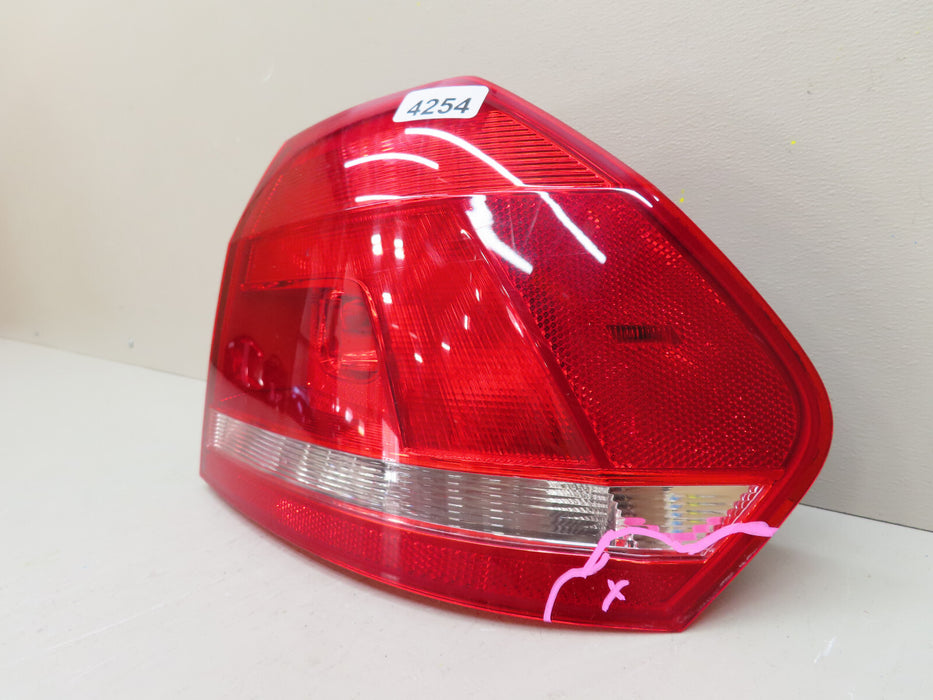 2012-2015 VOLKSWAGEN PASSAT REAR RIGHT PASSENGER OUTER TAIL LIGHT OEM