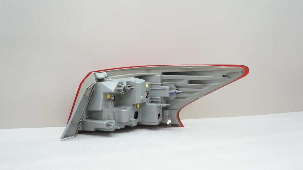 2016-2018 NISSAN SENTRA REAR LEFT DRIVERS SIDE TAIL LIGHT OEM
